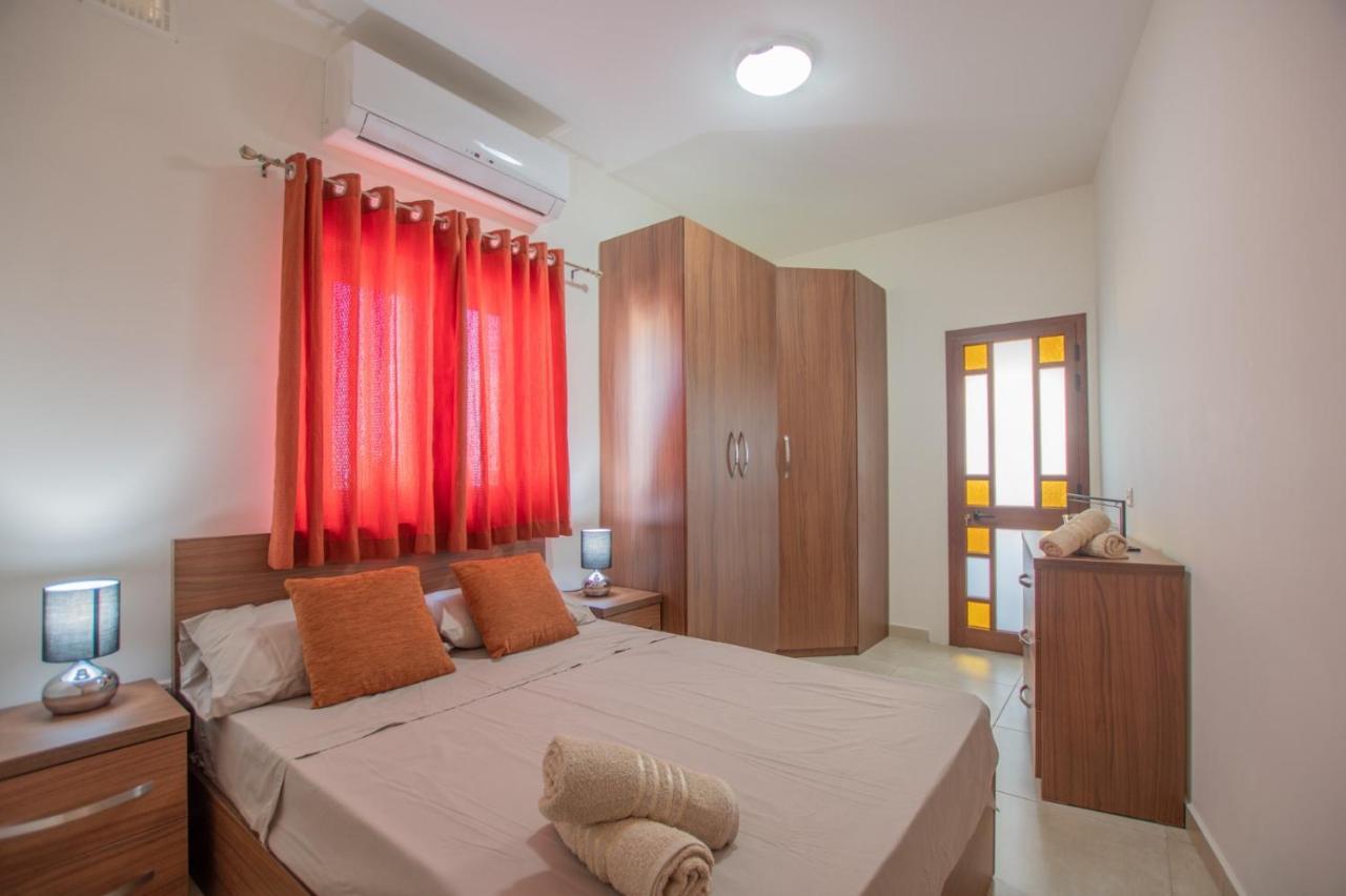 Kernice Penthouse With Sea And Country Views Of Xghajra Exterior photo