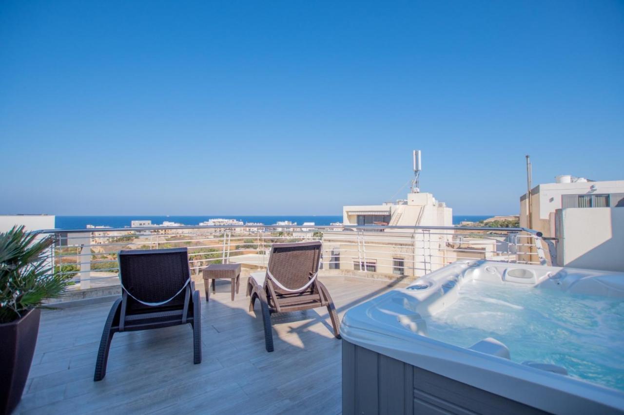 Kernice Penthouse With Sea And Country Views Of Xghajra Exterior photo