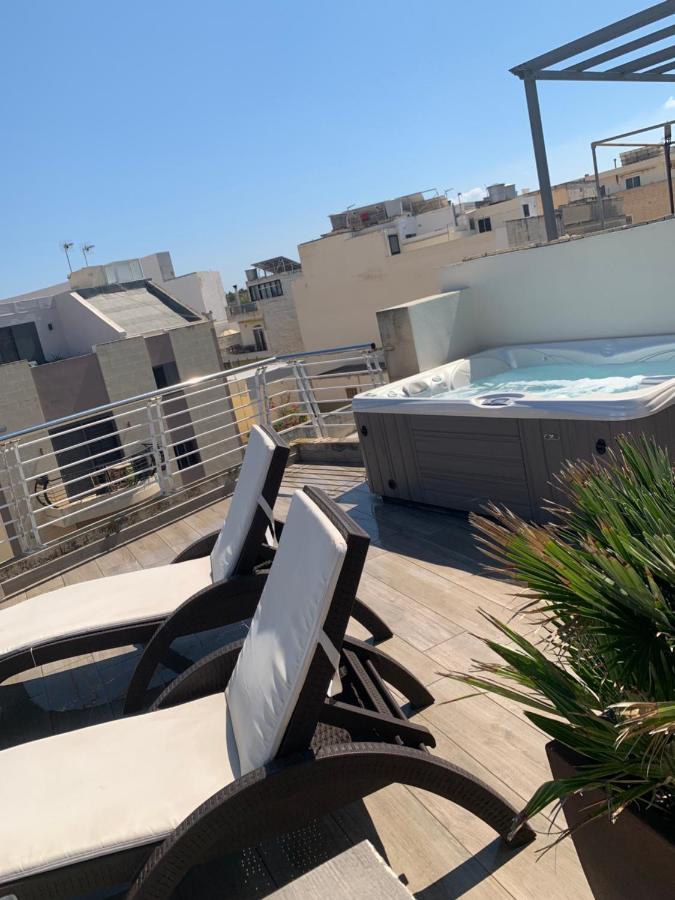 Kernice Penthouse With Sea And Country Views Of Xghajra Exterior photo